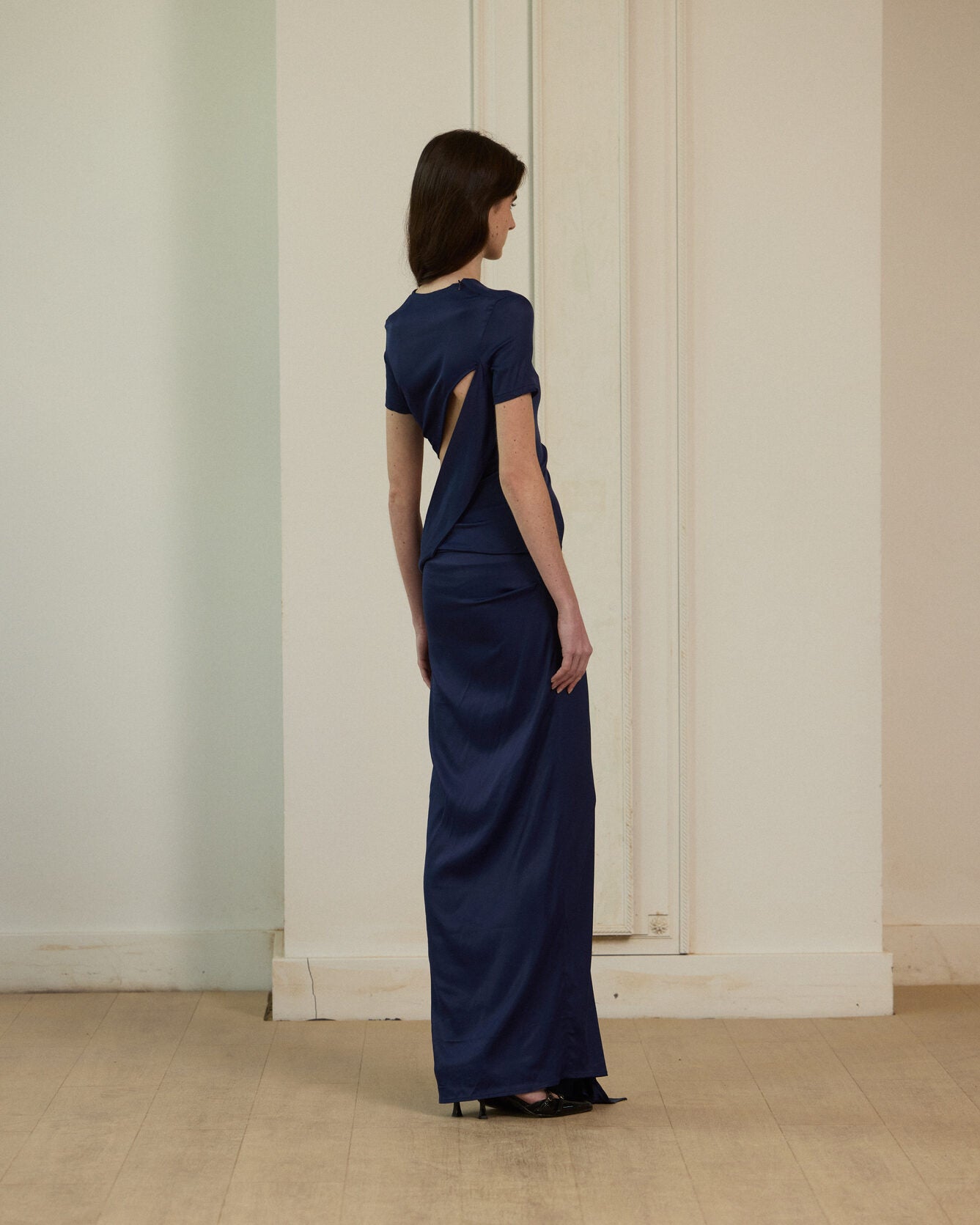 Blue asymmetrical knit long dress