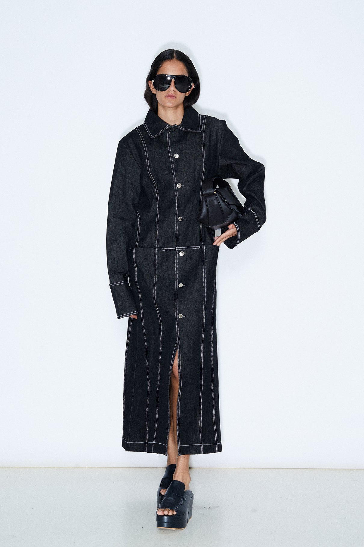 Zueco Negro Piel Plataforma