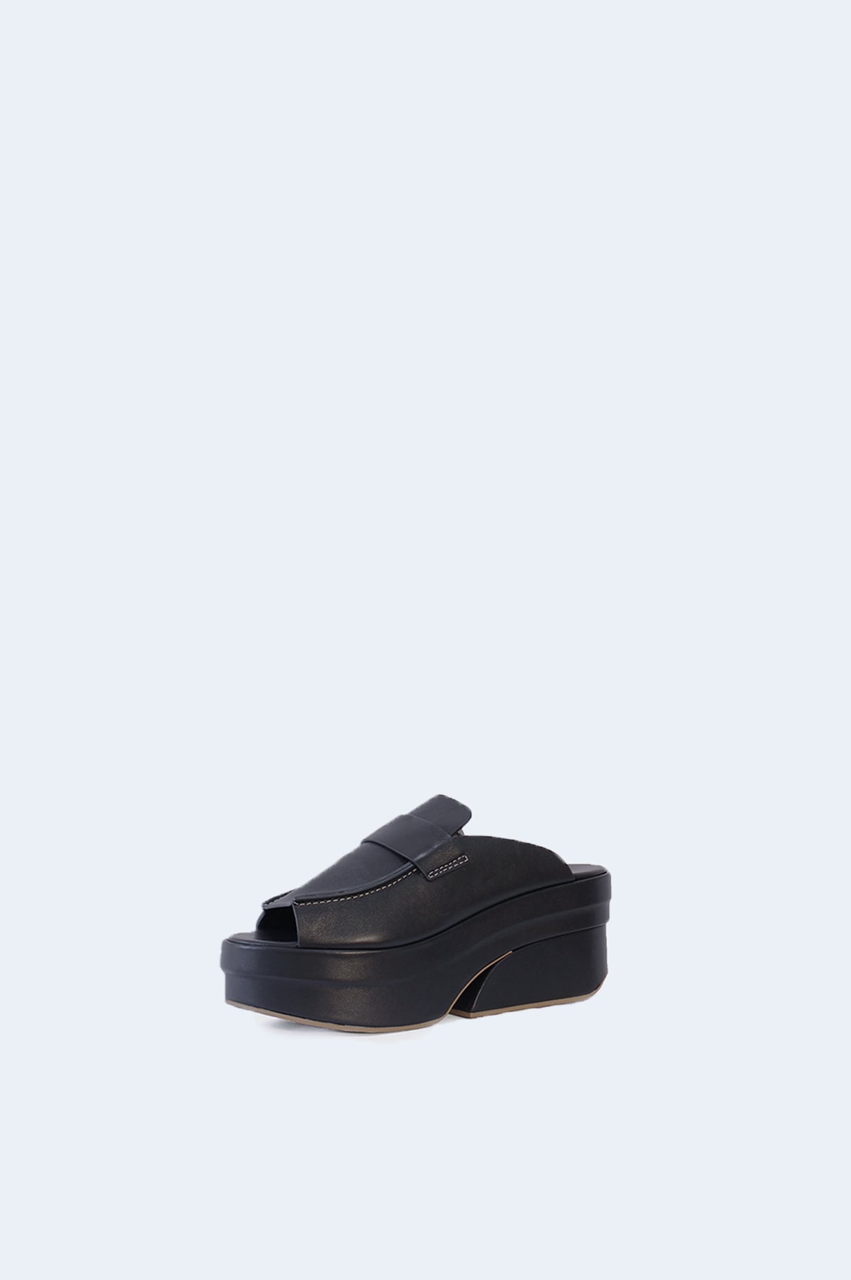 Zueco Negro Piel Plataforma