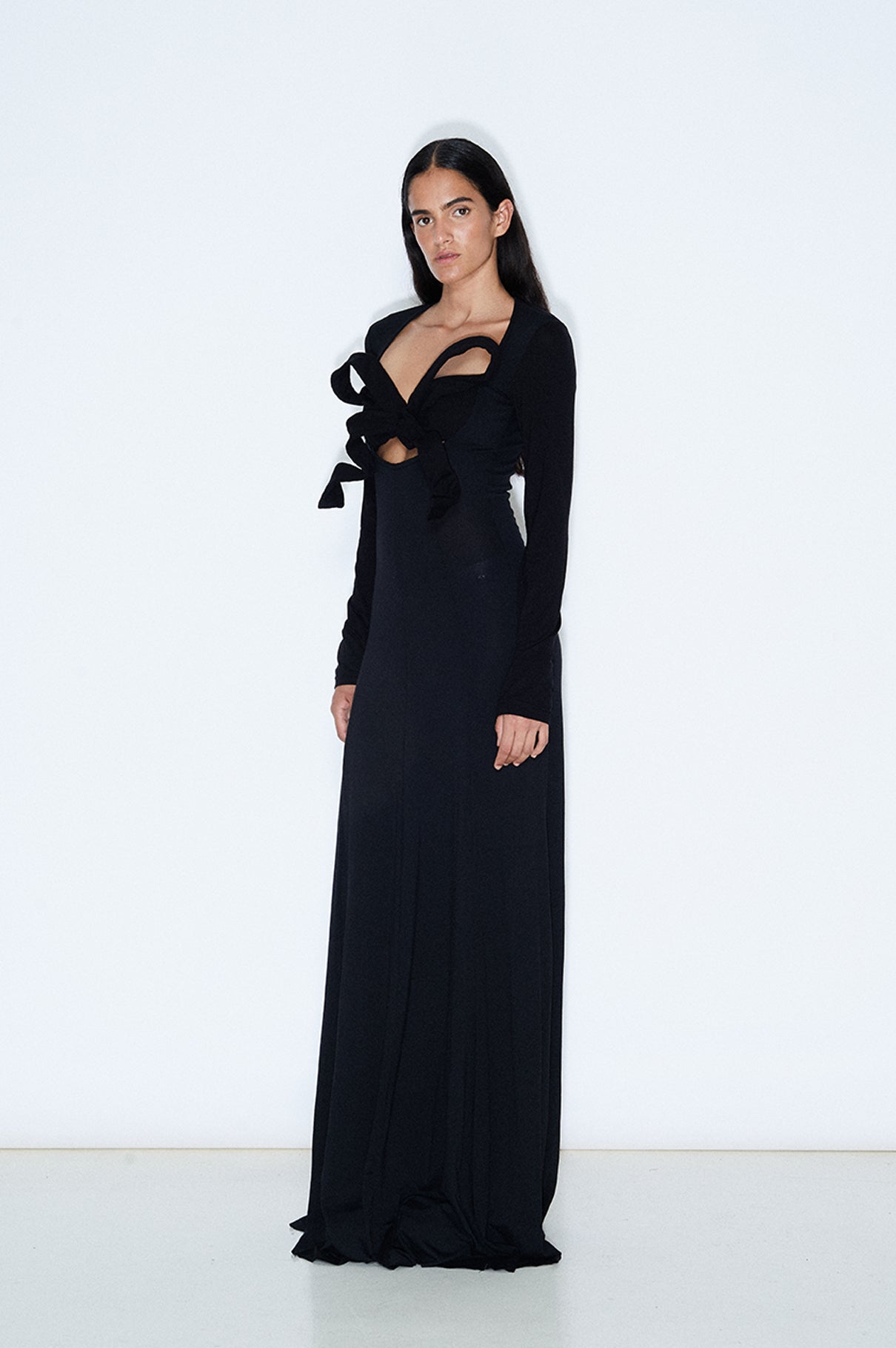 Vestido Negro Lazo Largo