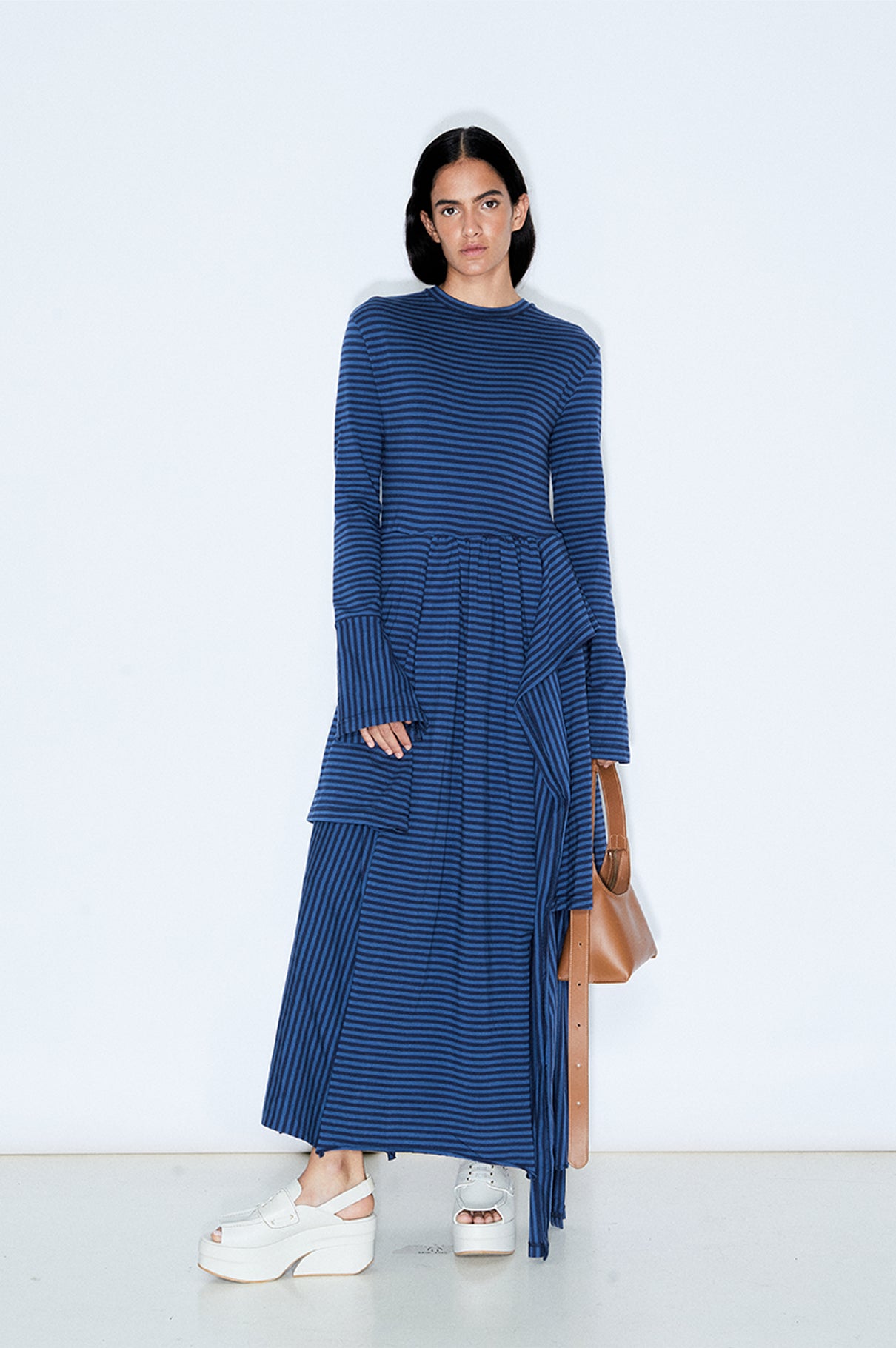 Vestido rayas azul asimétrico