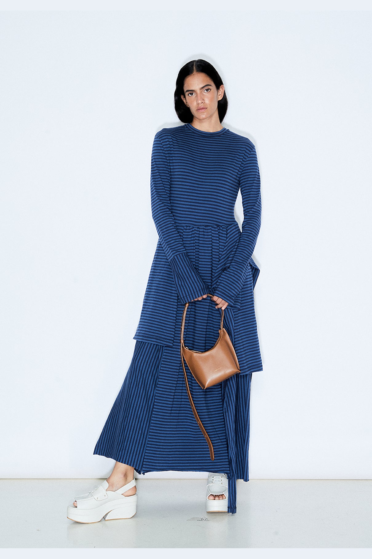 Vestido rayas azul asimétrico