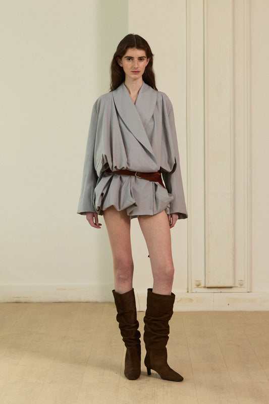 Grey volume gabardine with belt