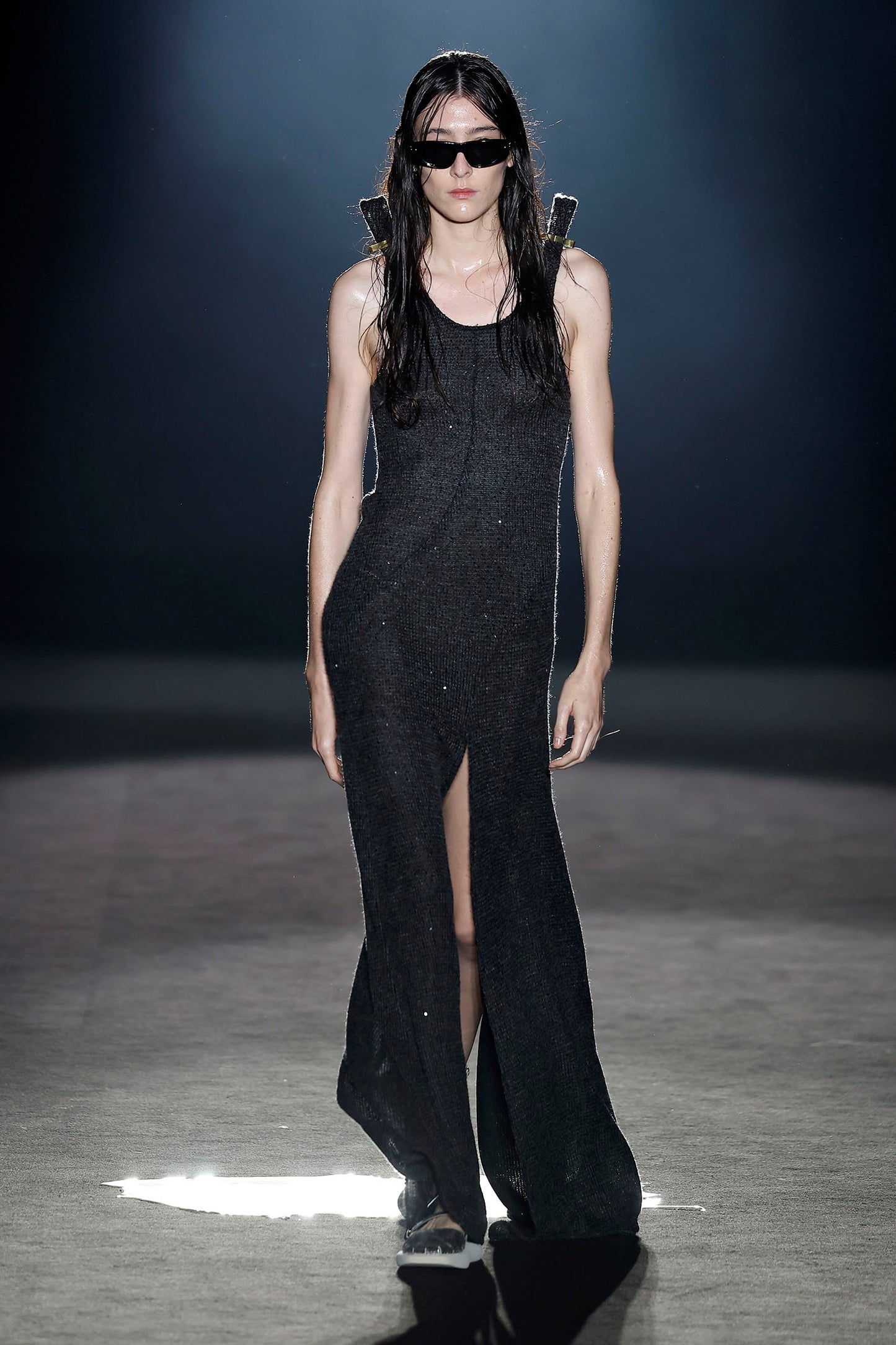 Vestido punto negro lentejuelas