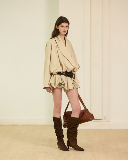 Beige volume gabardine with belt