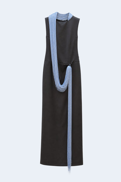 Straight-cut grey dress with long blue fringes
