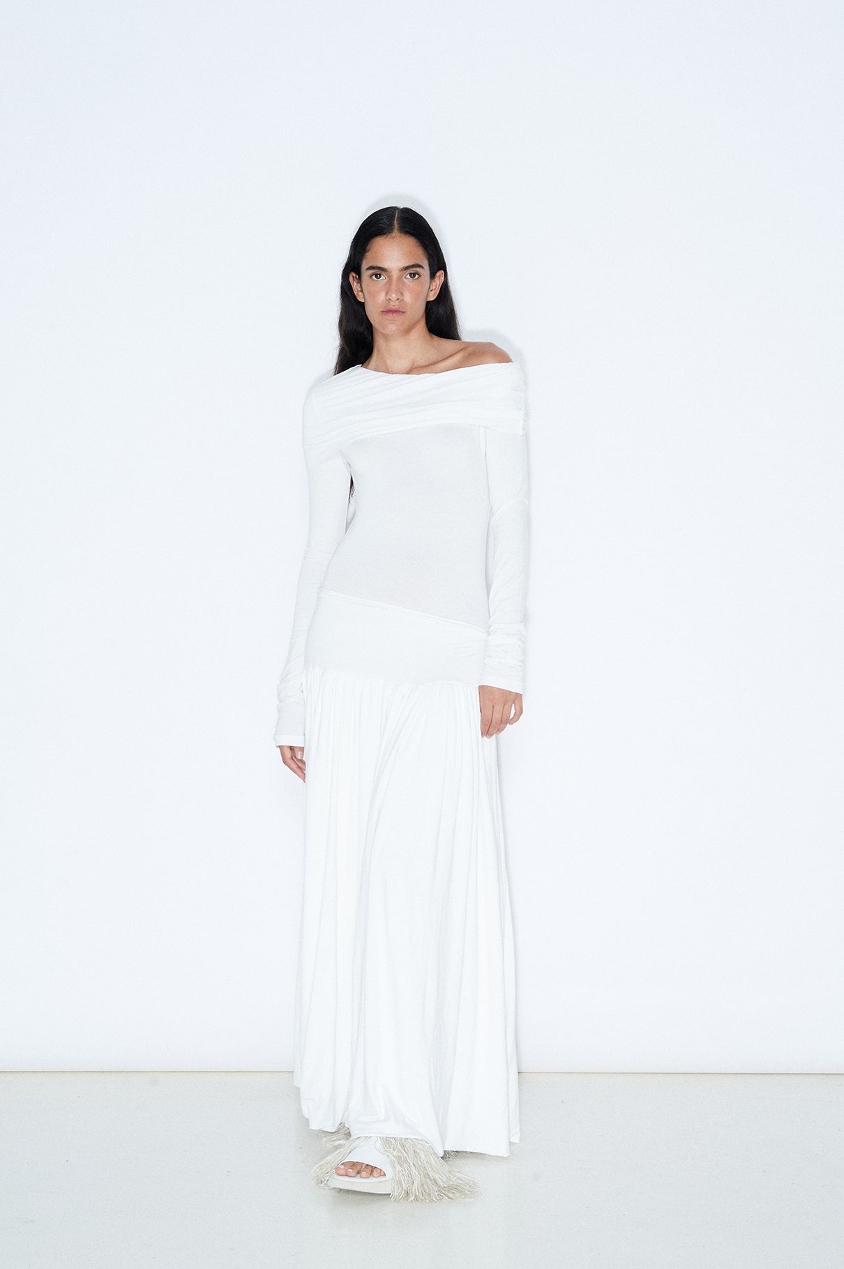 Vestido Blanco De Punto Midi